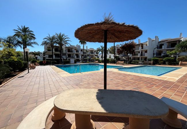Apartamento en Denia - Apartamento en planta baja frente a la piscina y en primera linea de playa Apartamento en Denia - Apartamento en planta baja frente a la piscina y en primera linea de playa