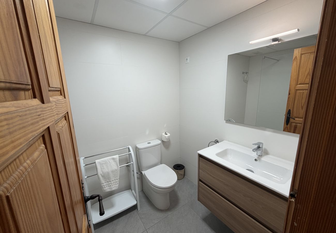 Apartamento en Denia - Apartamento en planta baja frente a la piscina y en primera linea de playa