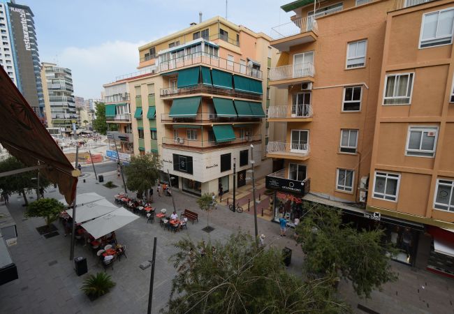 Apartamento en Benidorm - LAS TEJAS (2 DORMITORIOS) Apartamento en Benidorm - LAS TEJAS (2 DORMITORIOS)