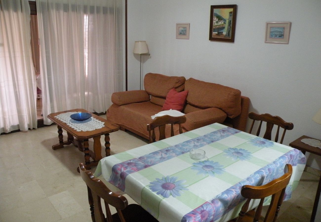 Apartamento en Benidorm - LOS PINOS (1 DORMITORIO)