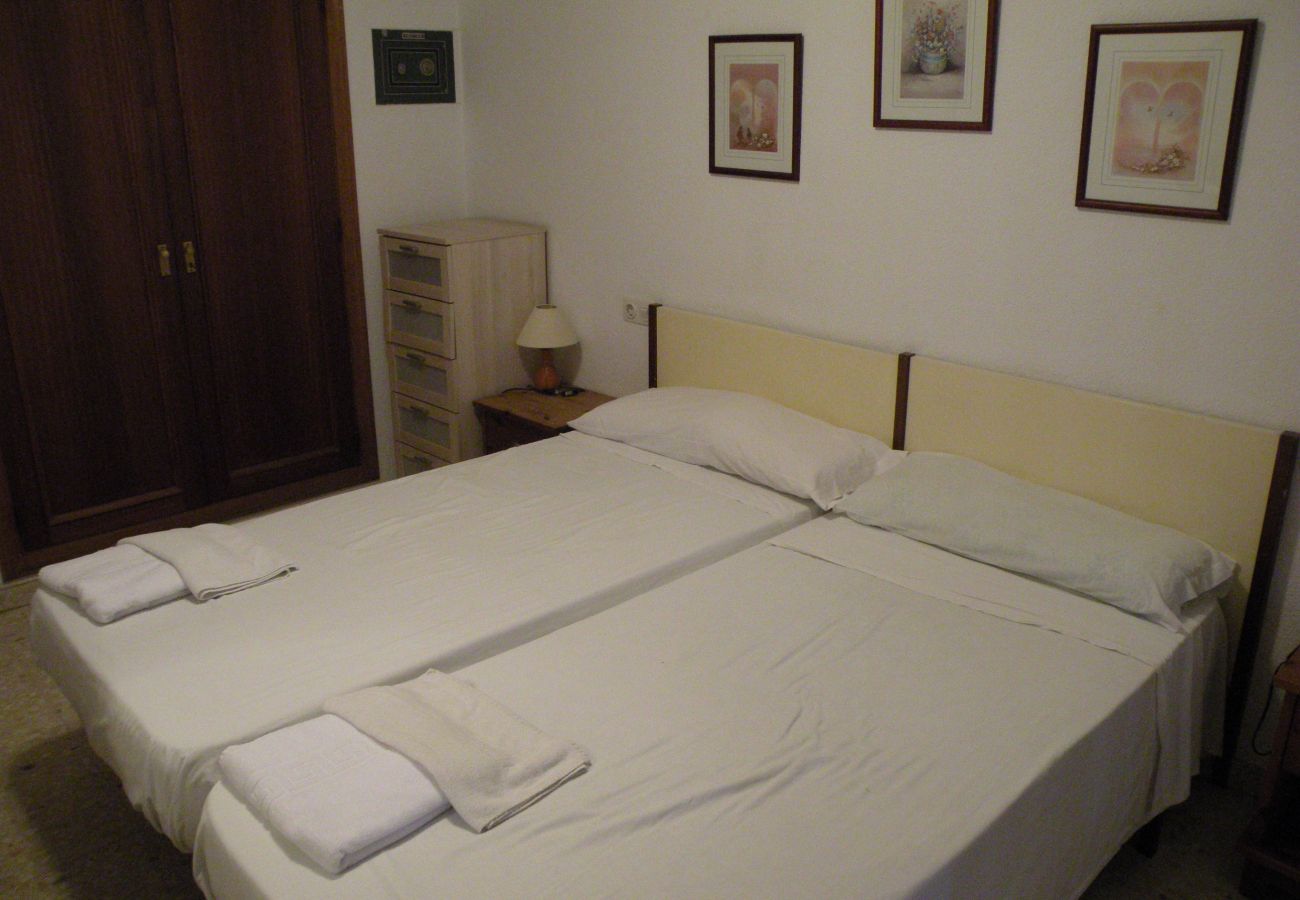 Apartamento en Benidorm - LOS PINOS (1 DORMITORIO)