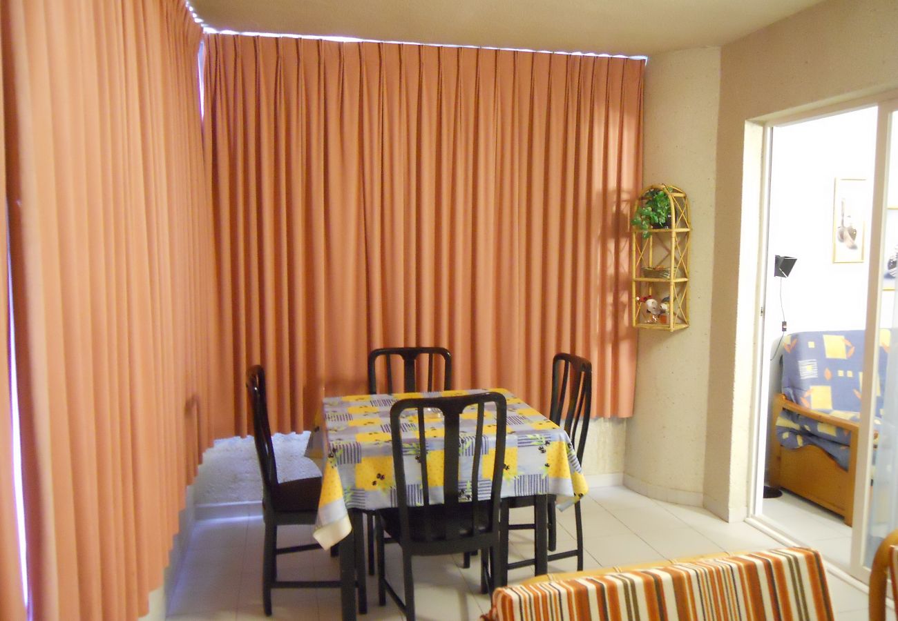 Apartamento en Benidorm - Apartamentos San Francisco (1 dormitorio)