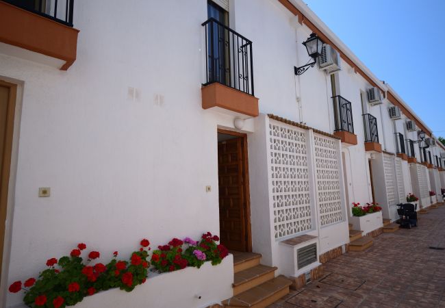 Bungalow en Benidorm - RINCONADA REAL (2 DORMITORIOS) Bungalow en Benidorm - RINCONADA REAL (2 DORMITORIOS)