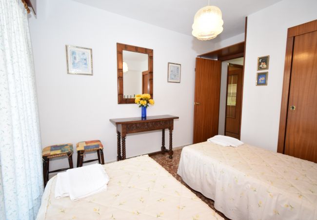 Apartamento en Benidorm - MARISCAL 1 (1 DORMITORIO) Apartamento en Benidorm - MARISCAL 1 (1 DORMITORIO)