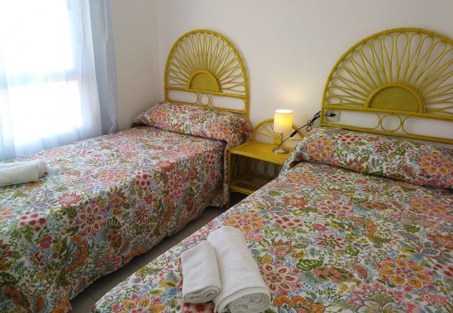 Apartamento en Denia - Apartamento Bahia de Denia primera linea de playa Apartamento en Denia - Apartamento Bahia de Denia primera linea de playa