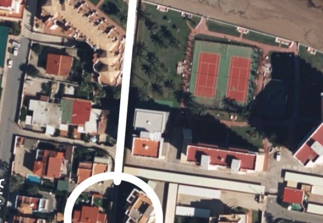 Apartamento en Denia - A 50 metros de la playa de Las Marinas -El Faro Apartamento en Denia - A 50 metros de la playa de Las Marinas -El Faro