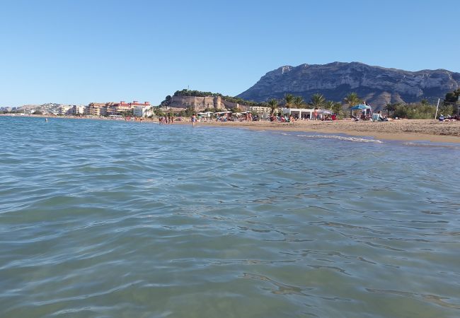 Apartamento en Denia - Apartamento frente a la playa muy cerca de Denia Apartamento en Denia - Apartamento frente a la playa muy cerca de Denia