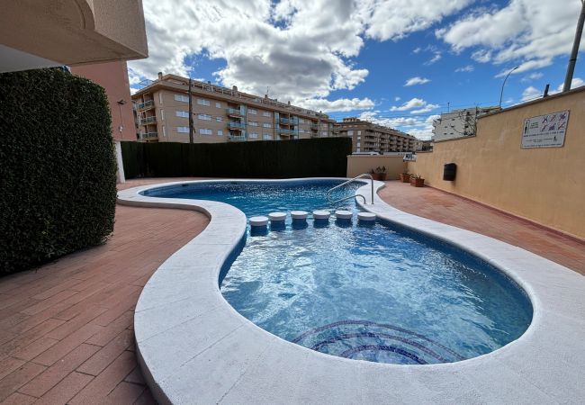 Apartamento en Denia - Apartamento frente a la playa muy cerca de Denia Apartamento en Denia - Apartamento frente a la playa muy cerca de Denia