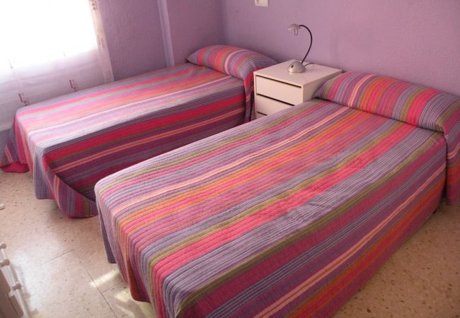 Apartamento en Benidorm - EDEN PARK - 5 personas (2 DORMITORIOS) Apartamento en Benidorm - EDEN PARK - 5 personas (2 DORMITORIOS)