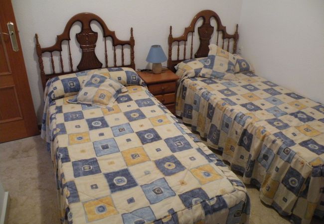 Apartamento en Benidorm - KENNEDY 1 (2 DORMITORIOS) Apartamento en Benidorm - KENNEDY 1 (2 DORMITORIOS)