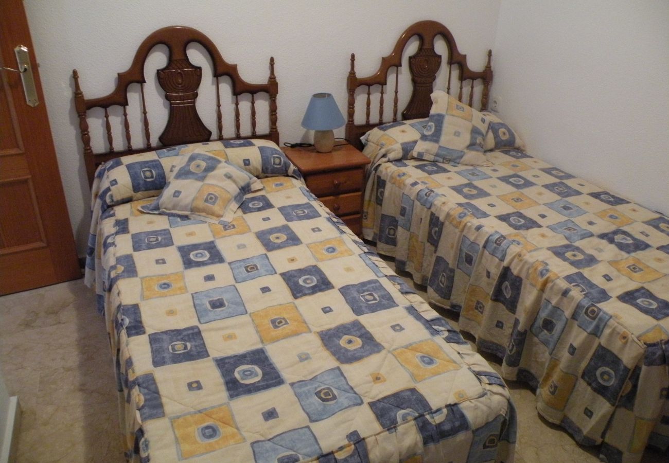 Apartamento en Benidorm - KENNEDY 1 (2 DORMITORIOS)