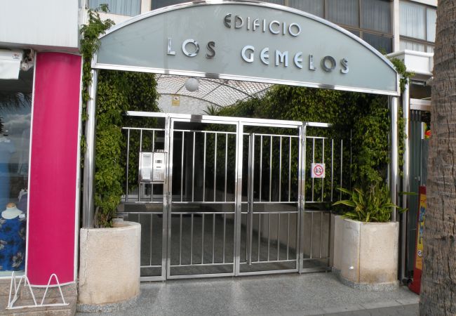 Apartamento en Benidorm - LOS GEMELOS (2 DORMITORIOS) Apartamento en Benidorm - LOS GEMELOS (2 DORMITORIOS)
