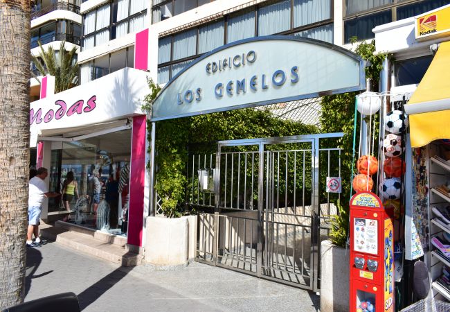 Apartamento en Benidorm - LOS GEMELOS (2 DORMITORIOS) Apartamento en Benidorm - LOS GEMELOS (2 DORMITORIOS)