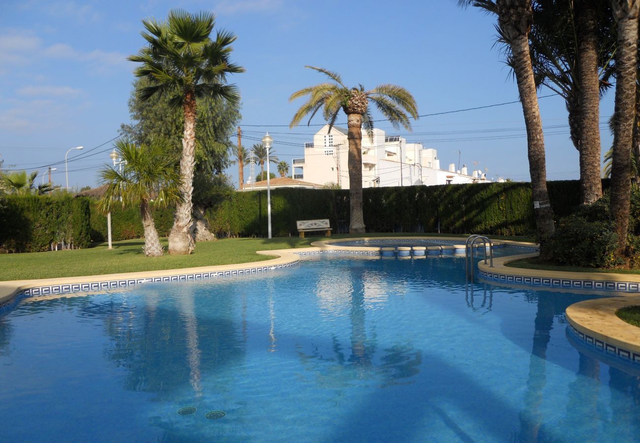 Apartamento en Denia - Apartamento ideal para familiascon parque infantil,piscina y jardin