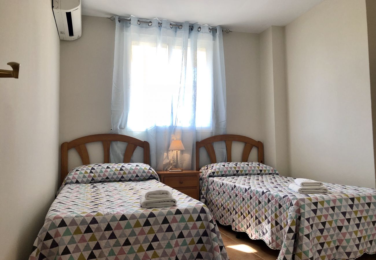 Apartamento en Denia - Apartamento ideal para familiascon parque infantil,piscina y jardin