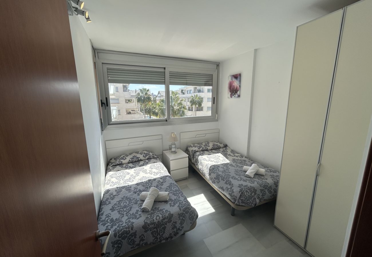 Apartamento en Denia - ELE12-3-B