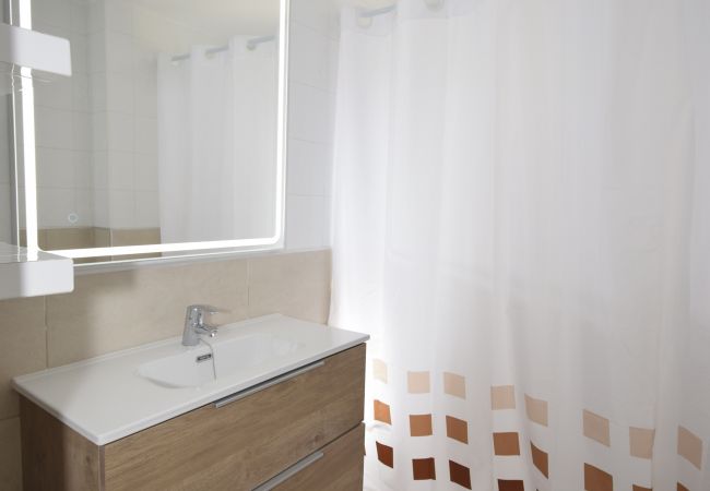 Apartamento en Benidorm - MAR Y VENT 2D (4 DORMITORIOS) Apartamento en Benidorm - MAR Y VENT 2D (4 DORMITORIOS)