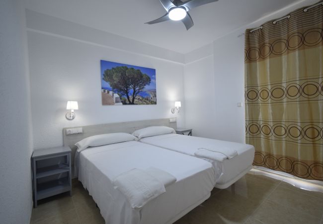 Apartamento en Benidorm - MAR Y VENT 2D (4 DORMITORIOS) Apartamento en Benidorm - MAR Y VENT 2D (4 DORMITORIOS)