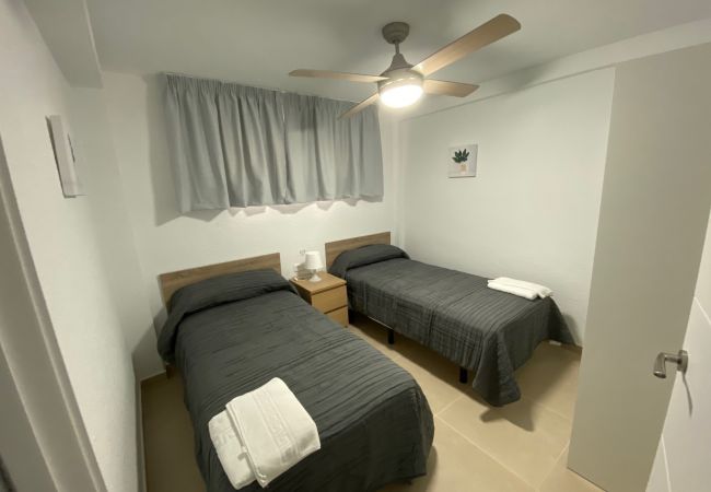 Apartamento en Benidorm - MAR BLAU (3 DORMITORIOS) Apartamento en Benidorm - MAR BLAU (3 DORMITORIOS)