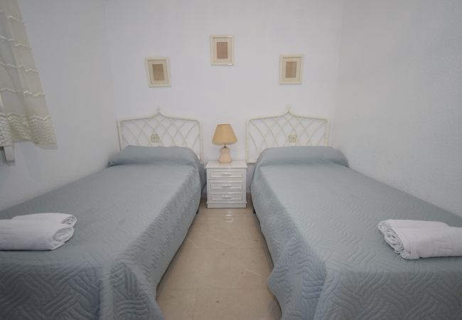 Apartamento en Benidorm - GEMELOS 4 (2 DORMITORIOS) Apartamento en Benidorm - GEMELOS 4 (2 DORMITORIOS)