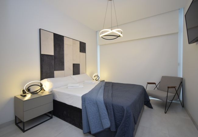 Apartamento en Benidorm - SUNSET WAVES (2 DORMITORIOS) Apartamento en Benidorm - SUNSET WAVES (2 DORMITORIOS)