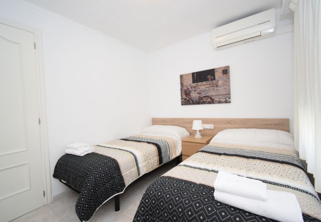 Apartamento en Benidorm - TOR MARAYA (1 DORMITORIO) Apartamento en Benidorm - TOR MARAYA (1 DORMITORIO)