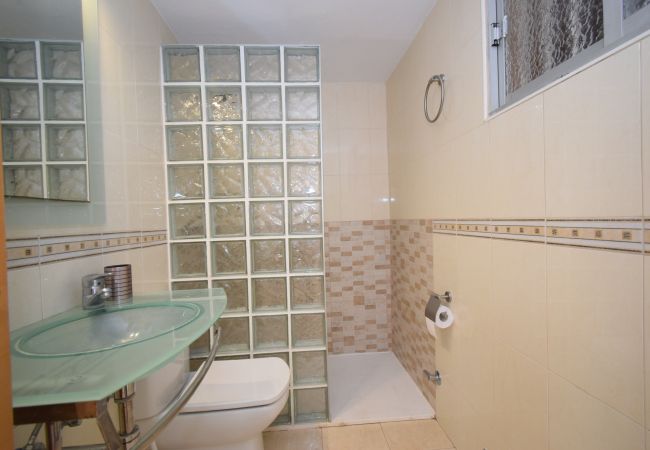 Apartamento en Benidorm - DON PACO  (2 DORMITORIOS)