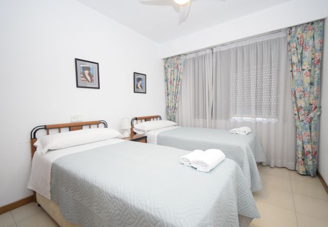 Apartamento en Benidorm - CASTELMAR ( 2 DORMITORIOS) Apartamento en Benidorm - CASTELMAR ( 2 DORMITORIOS)