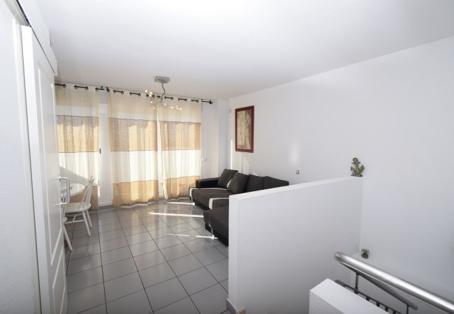 Apartamento en Benidorm - VILLAMARINA (DUPLEX 2 DORMITORIOS) Apartamento en Benidorm - VILLAMARINA (DUPLEX 2 DORMITORIOS)