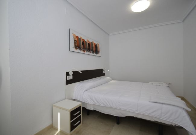 Apartamento en Benidorm - PINTOR ROSALES  (3 DORMITORIOS) Apartamento en Benidorm - PINTOR ROSALES  (3 DORMITORIOS)