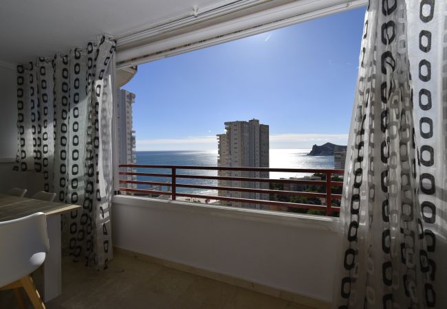 Apartamento en Benidorm - PINTOR ROSALES  (3 DORMITORIOS)