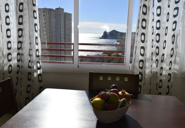 Apartamento en Benidorm - PINTOR ROSALES  (3 DORMITORIOS)