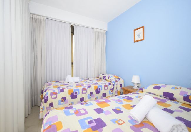 Apartamento en Benidorm - LOS GEMELOS (3 DORMITORIOS) Apartamento en Benidorm - LOS GEMELOS (3 DORMITORIOS)