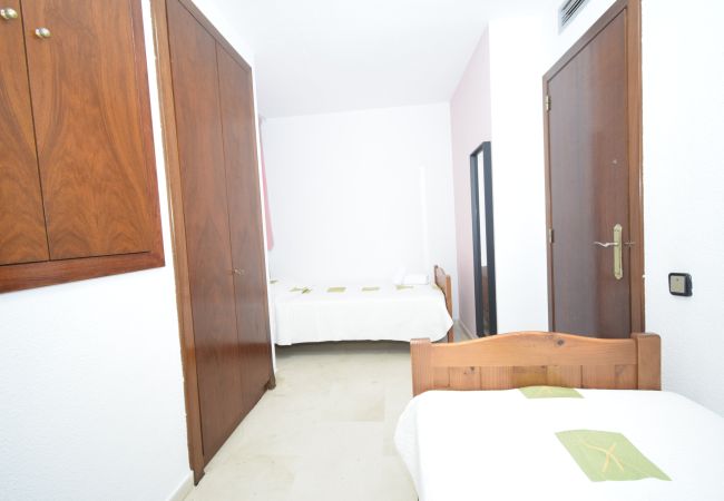 Apartamento en Benidorm - LOS GEMELOS (3 DORMITORIOS) Apartamento en Benidorm - LOS GEMELOS (3 DORMITORIOS)