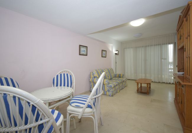 Apartamento en Benidorm - LOS GEMELOS (3 DORMITORIOS) Apartamento en Benidorm - LOS GEMELOS (3 DORMITORIOS)