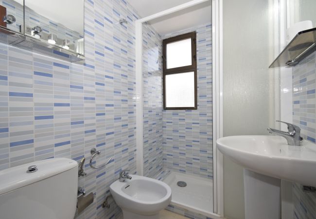 Apartamento en Benidorm - LOS GEMELOS (3 DORMITORIOS) Apartamento en Benidorm - LOS GEMELOS (3 DORMITORIOS)