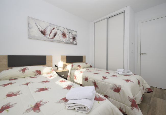 Apartamento en Benidorm - LIDERSOL 14G2 (2 DORMITORIOS) Apartamento en Benidorm - LIDERSOL 14G2 (2 DORMITORIOS)