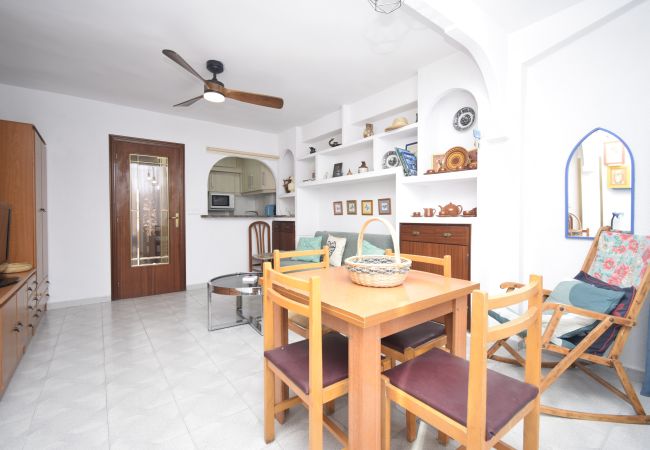 Apartamento en Benidorm - PAX (1 DORMITORIO) Apartamento en Benidorm - PAX (1 DORMITORIO)