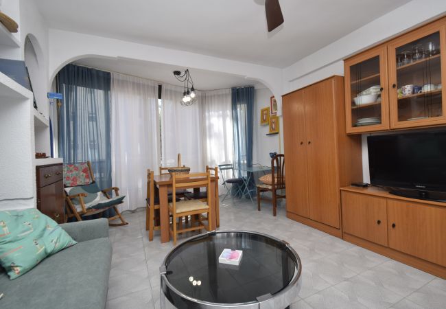 Apartamento en Benidorm - PAX (1 DORMITORIO) Apartamento en Benidorm - PAX (1 DORMITORIO)