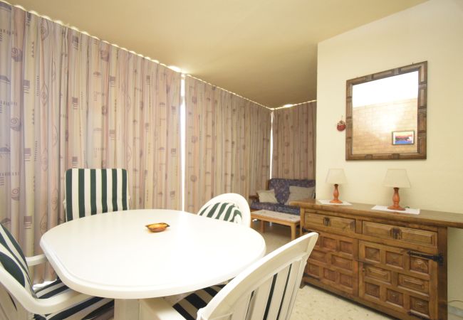 Apartamento en Benidorm - CACHIRULO (2 DORMITORIOS) Apartamento en Benidorm - CACHIRULO (2 DORMITORIOS)